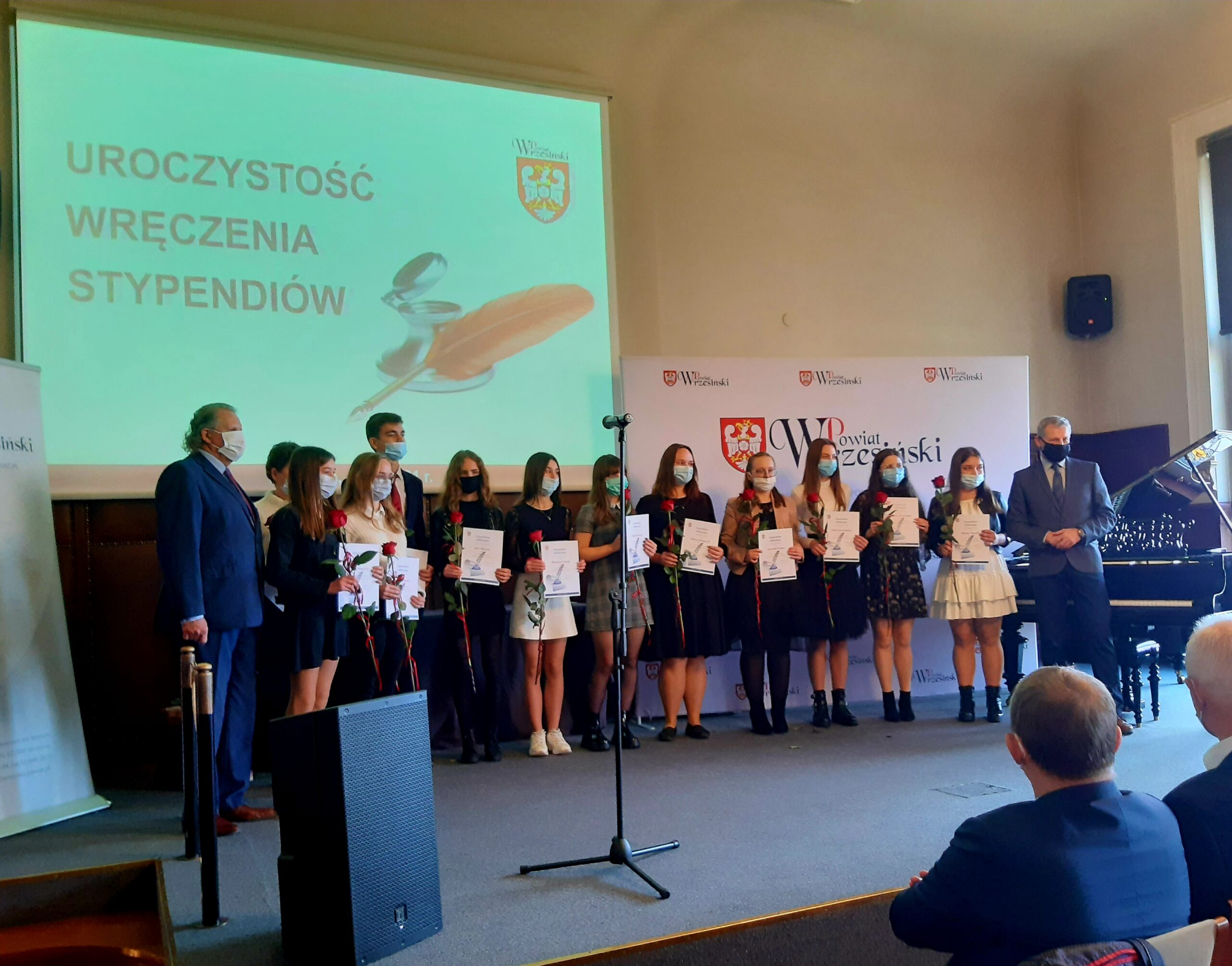 NASI STYPENDYŚCI - Liceum Ogólnokształacące im. Henryka Sienkiewicza we