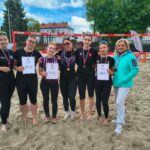 SIENIU DOMINUJE W PLAŻÓWCE!