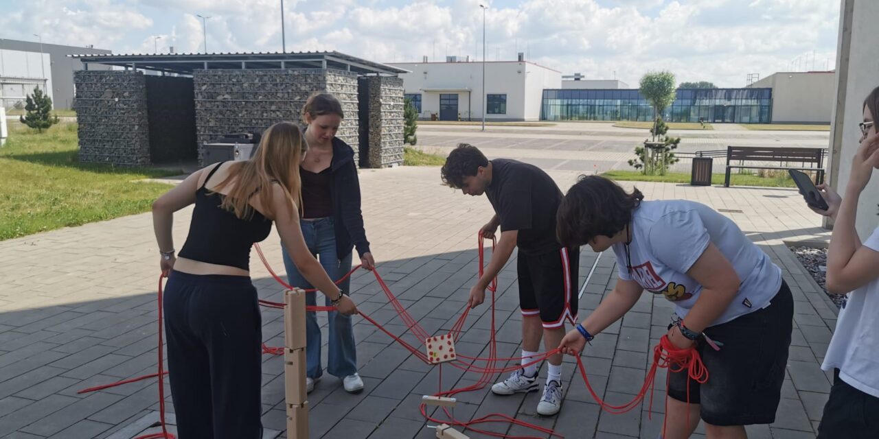 Trening interpersonalny klasy 3E w Grzymysławicach