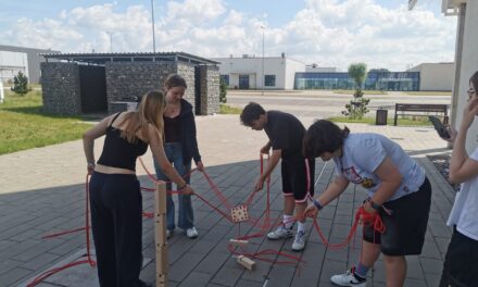 Trening interpersonalny klasy 3E w Grzymysławicach