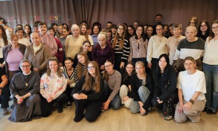 Jesienne Święto Pieczonego Ziemniaka w Łopiennie